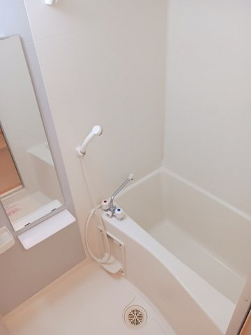 カーサ　エテルナの浴室|コンパクトで使いやすいお風呂です