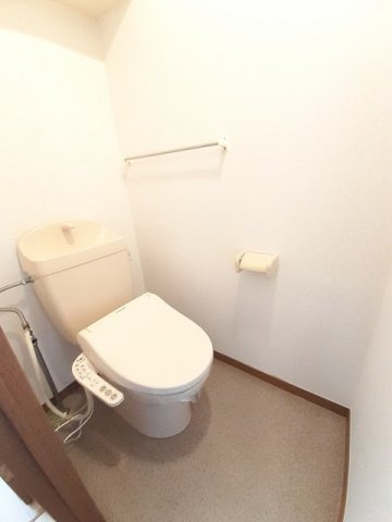 カーサ・ヴェルデのトイレ|シンプルで使いやすいトイレです