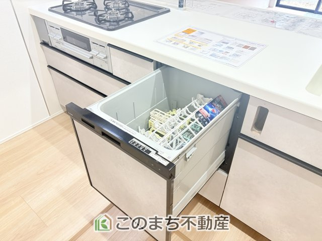 GRAFARE宇都宮市東峰のキッチン|お料理の匂いもスッキリ♪シンプルデザインで掃除も簡単‼