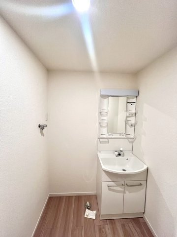【独立洗面台】
