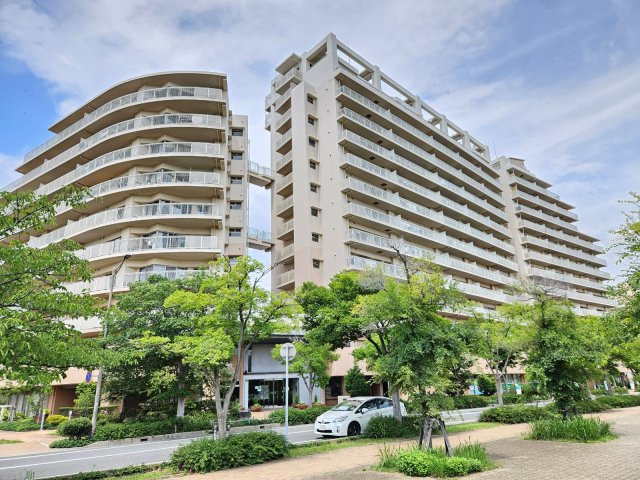 西宮市｜西宮浜　西宮マリナパークシティ・花のまちマリナヴィラの画像