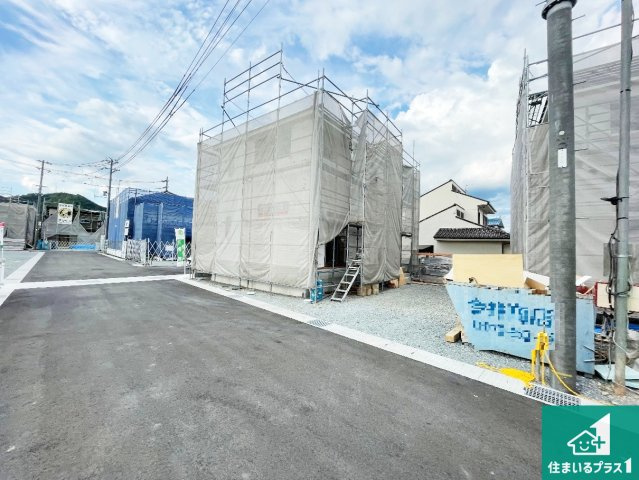 神崎郡福崎町福崎新　第3期　新築一戸建ての外観|現在建築中！落ち着いた街並みで新生活を始めることが出来そう！周辺の物件も併せてご紹介させて頂きます！