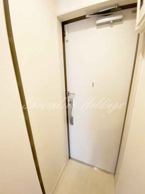 藤沢市亀井野１丁目の賃貸マンションの玄関