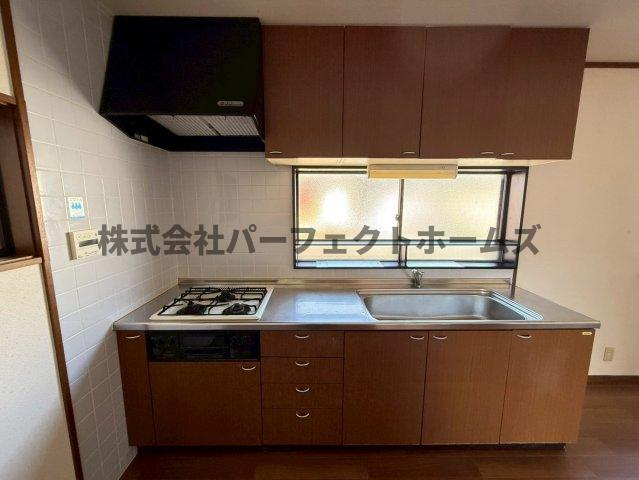 長尾元町4丁目戸建　賃貸のキッチン|キッチンでお料理をお楽しみください