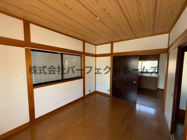長尾元町4丁目戸建　賃貸の洋室|個人の部屋や寝室として使える洋室です
