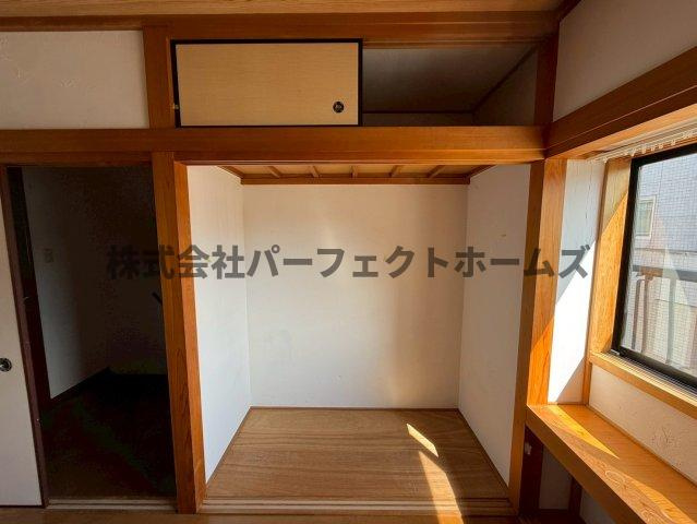 長尾元町4丁目戸建　賃貸の収納|こまごまとしたものを収納できそうですね