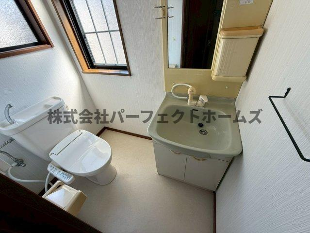 長尾元町4丁目戸建　賃貸のトイレ|清潔感のあるトイレです