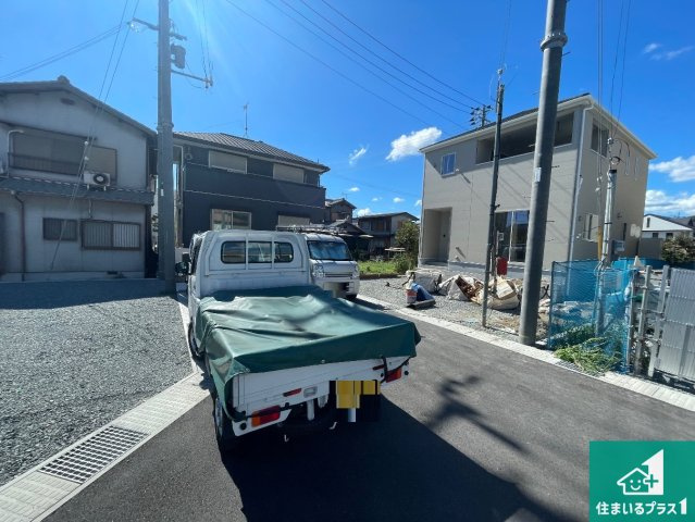 神崎郡福崎町福崎新　第3期　新築一戸建ての前面道路含む現地写真|周辺は落ち着いた街並みの住宅地！子育てがしやすい住環境です！まだ未完成ですが、現地でしかわからない事もございます。是非一度ご覧ください。