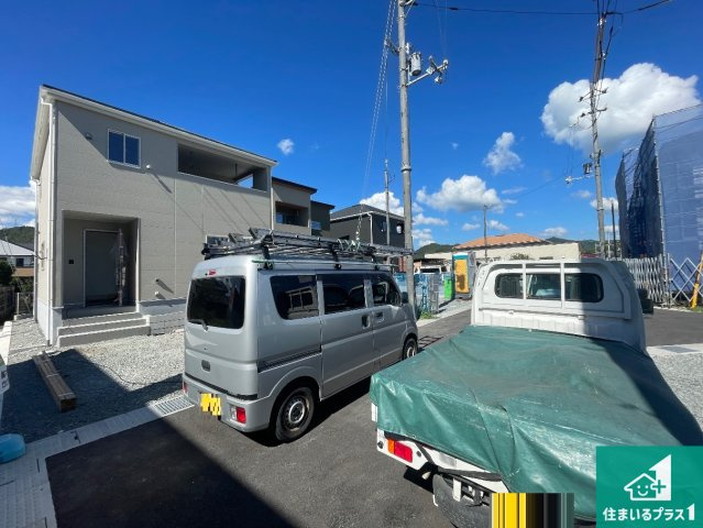神崎郡福崎町福崎新　第3期　新築一戸建ての前面道路含む現地写真|周辺は落ち着いた街並みの住宅地！子育てがしやすい住環境です！まだ未完成ですが、現地でしかわからない事もございます。是非一度ご覧ください。