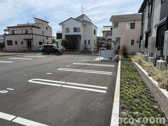 ヴェルデの駐車場