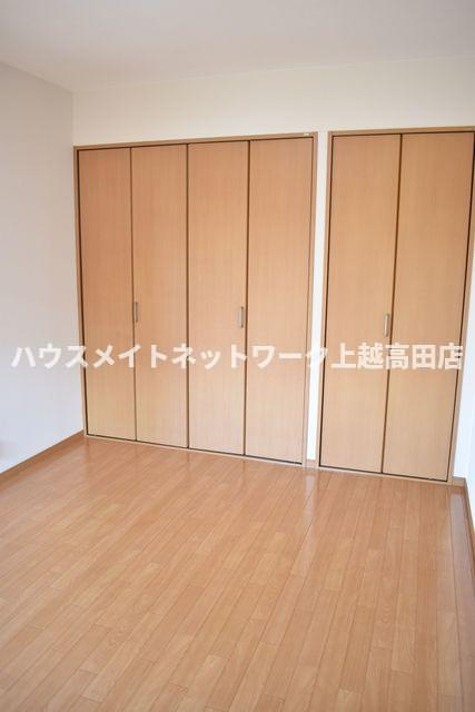 ベルオーク戸野目の内装|洋室6.5帖
