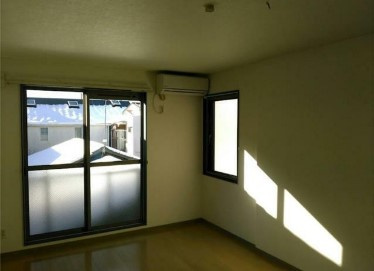 【居間・リビング】 | カモミール | 9.6帖のきれいな洋室。

