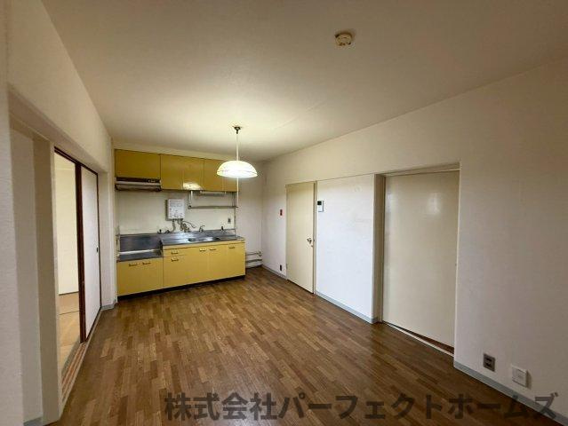 【居間・リビング】の画像