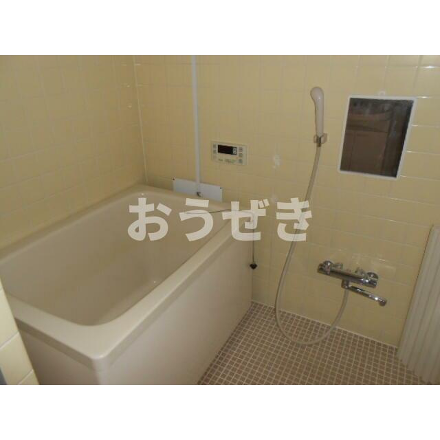 永田町マンションの浴室