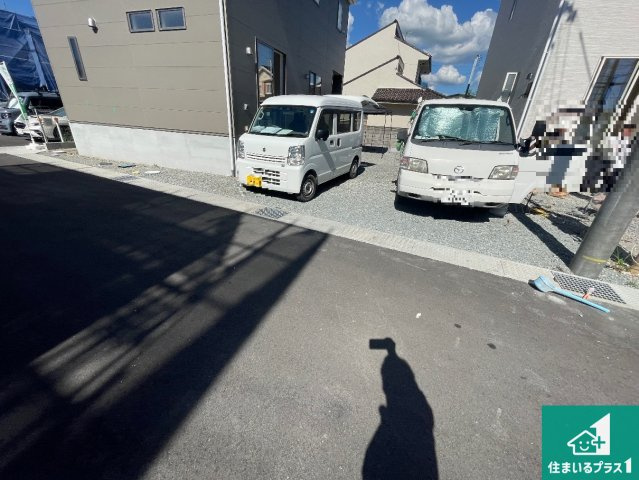 神崎郡福崎町福崎新　第3期　新築一戸建ての駐車場|２台分の駐車スペース有り！急な来客でも安心です！