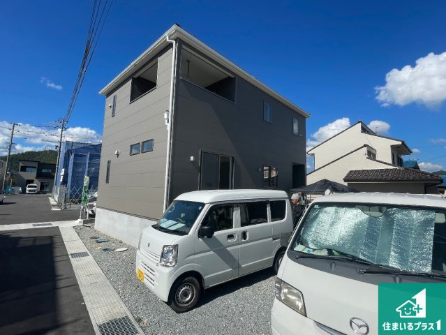 神崎郡福崎町福崎新　第3期　新築一戸建ての外観|安心の10年保証！外観を美しく保ち、雨水で汚れを落とします！気になることがありましたら、お気軽にお問い合わせください！
