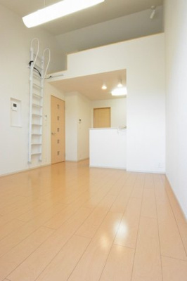 【居間・リビング】 | ＡＬＢＡーＣＡＳＡⅢ | 【ＡＬＢＡーＣＡＳＡⅢ】使いやすい居間です
