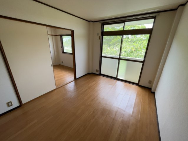 カーサ Mの洋室|別部屋同一間取りのお写真となります。