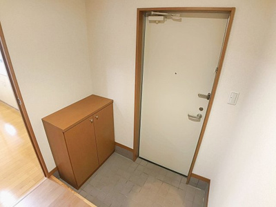 【玄関】 | フラワーヴィレッジ【名古屋市賃貸・ウォークインクローゼット】