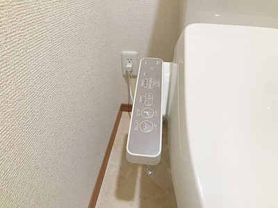 【トイレ】 | フラワーヴィレッジ【名古屋市賃貸・ウォークインクローゼット】