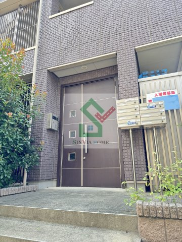 プリムローズのエントランス