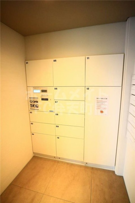 【設備】 | フォーリアライズ大阪ウエストベイ | 宅配BOXがあります