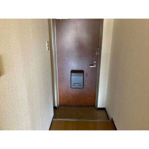プレアール江南の玄関
