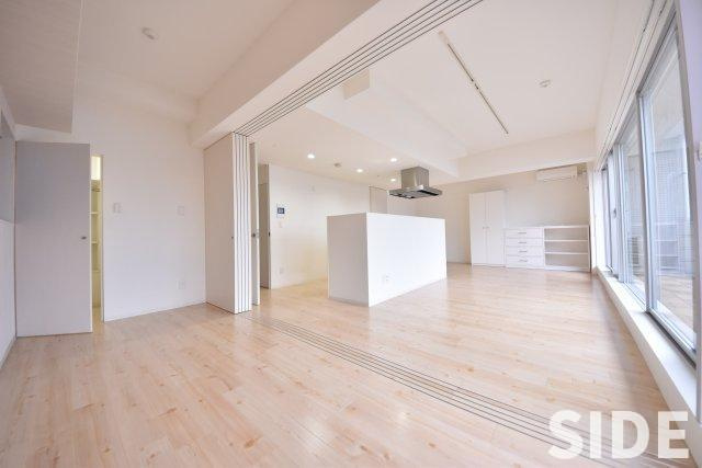 【内装】 | WOB京橋