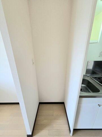 町田市小山町のアパートの内装
