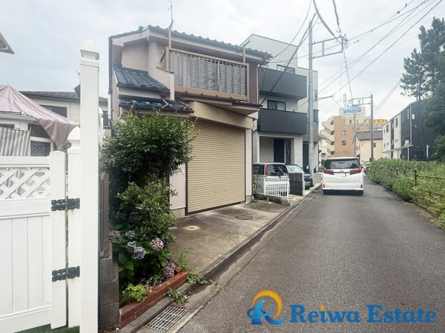 中古戸建　茅ヶ崎市柳島の前面道路含む現地写真