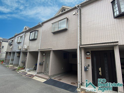 大宮西野山町 中古戸建の外観