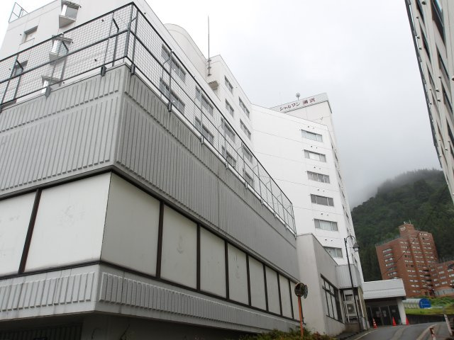 シャルマン湯沢の外観