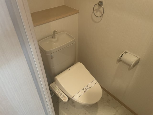 アンジェール高砂のトイレ|落ち着いたトイレです