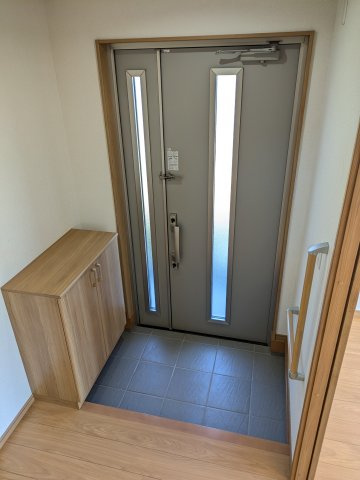 【玄関】 | 大網白里市南今泉　中古戸建