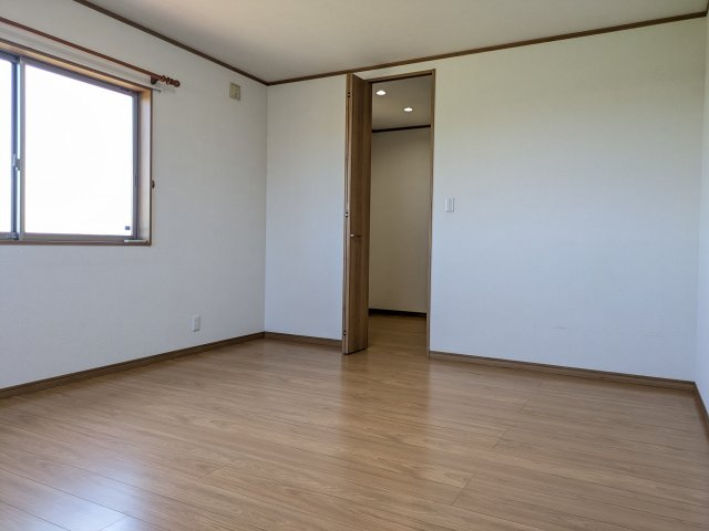【洋室】 | 大網白里市南今泉　中古戸建