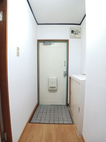 グリーンハイツ吉田の玄関