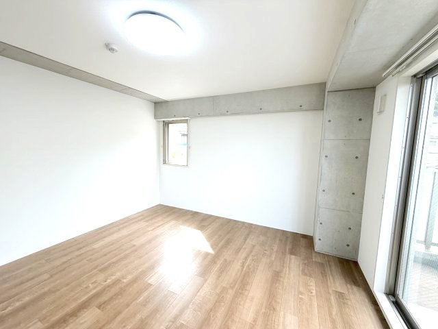 エカルラート青谷の居間・リビング