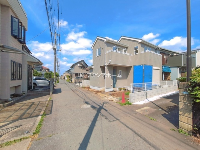 入間市東町1丁目・全1棟　新築一戸建　～LDK15帖～の前面道路含む現地写真|2026年7月15日撮影