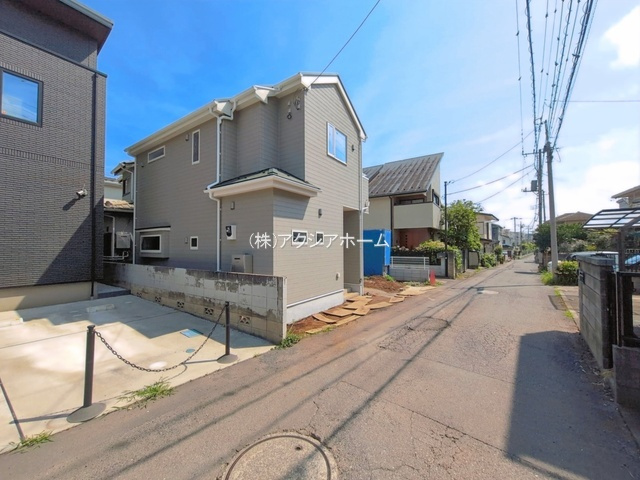 入間市東町1丁目・全1棟　新築一戸建　～LDK15帖～の前面道路含む現地写真|2026年7月15日撮影