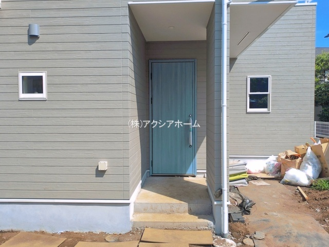 入間市東町1丁目・全1棟　新築一戸建　～LDK15帖～の玄関|2026年7月15日撮影