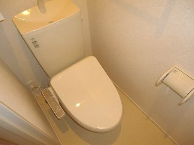 【トイレ】 | ポパイ | トイレです