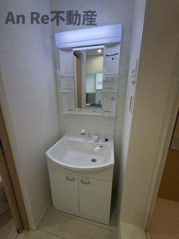 MELLAS鳩ヶ谷の独立洗面台