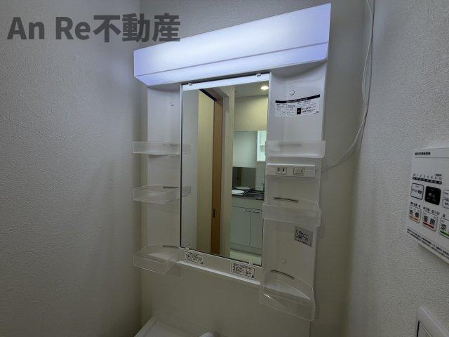 MELLAS鳩ヶ谷の独立洗面台
