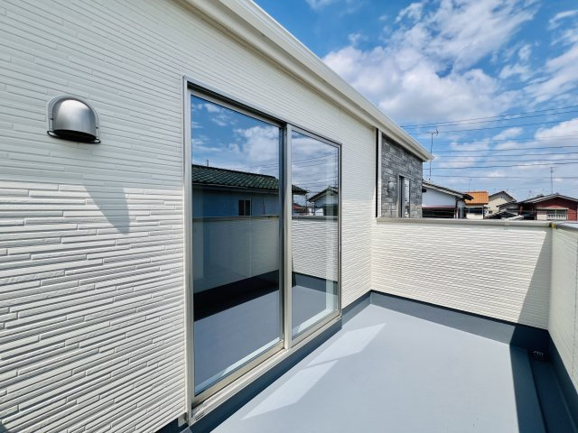 太田市東矢島町のバルコニー|日当たりも良好なバルコニー♪