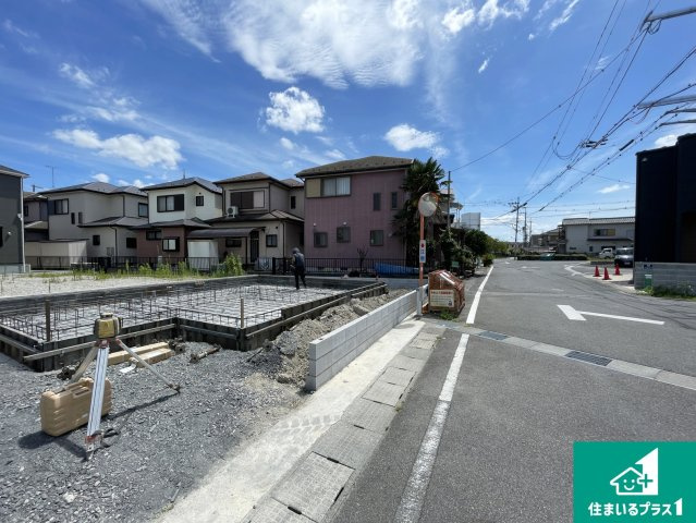 大津市雄琴　第5期　新築一戸建ての前面道路含む現地写真|周辺は落ち着いた街並みの住宅地！子育てがしやすい住環境です！まだ未完成ですが、現地でしかわからない事もございます。是非一度ご覧ください。