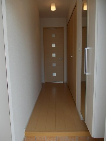 ポートクルーズＴＹＭの玄関