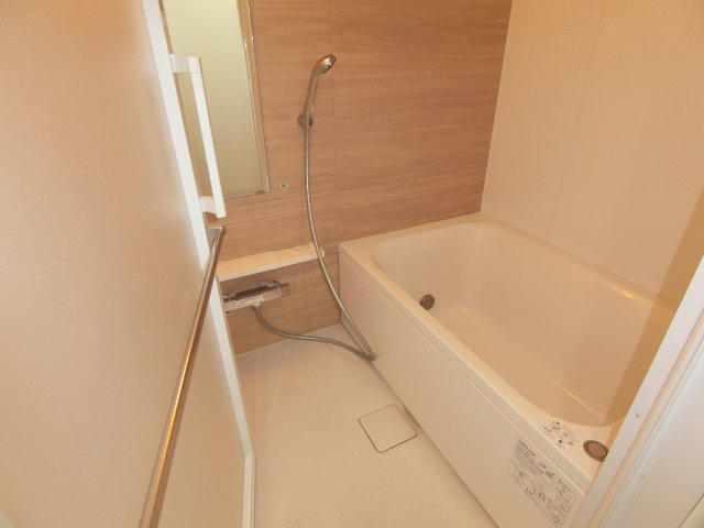 GOTEN武蔵小杉の浴室|他のお部屋の参考写真となります。