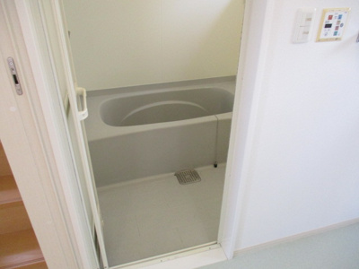 【シャワールーム】 | ヒルズ上之屋 | 写真とは違うお部屋になります。