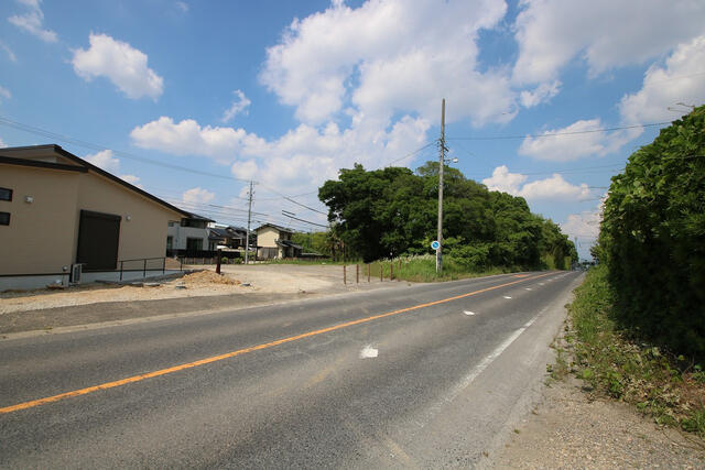 刈谷市井ヶ谷町洲原の前面道路含む現地写真