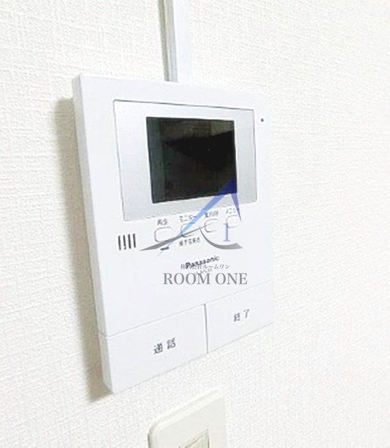 池田マンションのセキュリティ|モニター付きインターホンです。